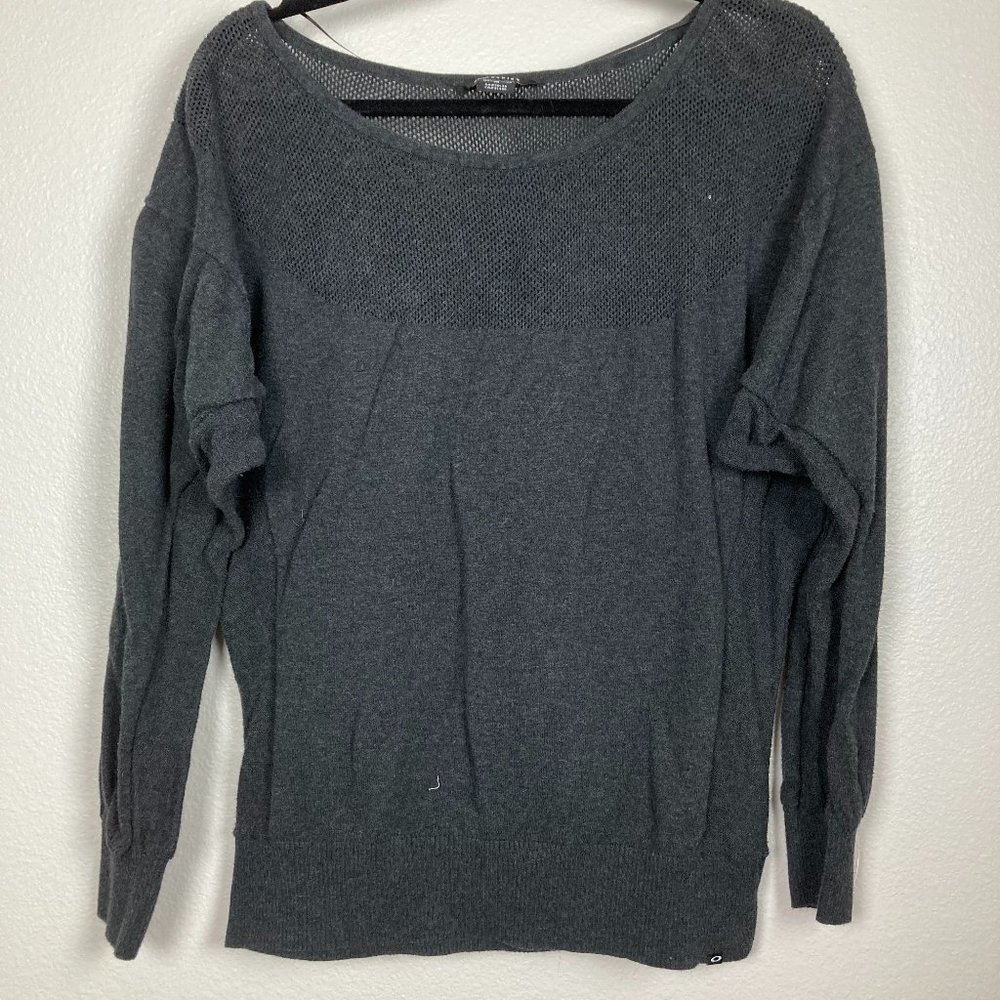 3/$20 Oakley Knit Dolman Long Sleeve Top M